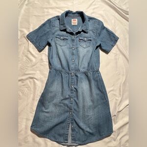 Levi Girls Dress Size L (12/13 years old) Button up.